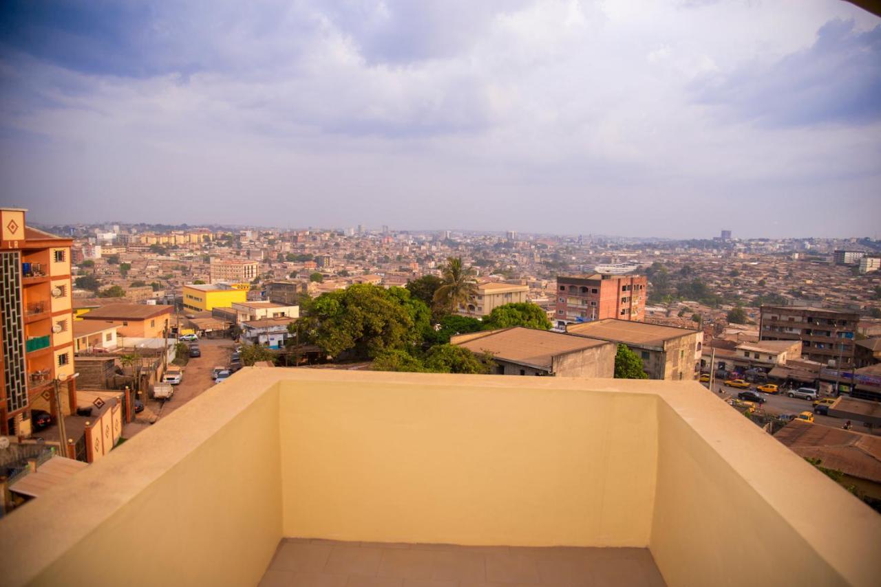 Appartement Meuble 2 Chambres Avec Salle De Bain - 1 Salon - 1E Cuisine - La Concorde - Quartier Nkomkana Yaoundé Eksteriør billede