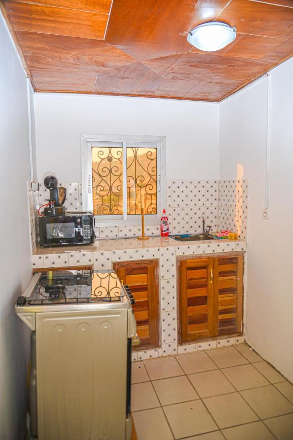 Appartement Meuble 2 Chambres Avec Salle De Bain - 1 Salon - 1E Cuisine - La Concorde - Quartier Nkomkana Yaoundé Eksteriør billede