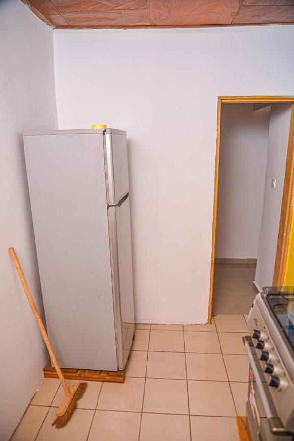 Appartement Meuble 2 Chambres Avec Salle De Bain - 1 Salon - 1E Cuisine - La Concorde - Quartier Nkomkana Yaoundé Eksteriør billede